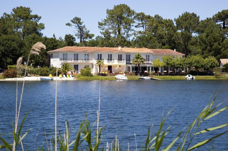Hotel La Caravelle Logis Biscarrosse Esterno foto