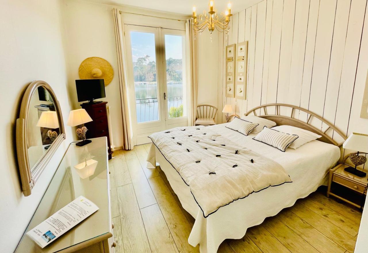 Hotel La Caravelle Logis Biscarrosse Esterno foto