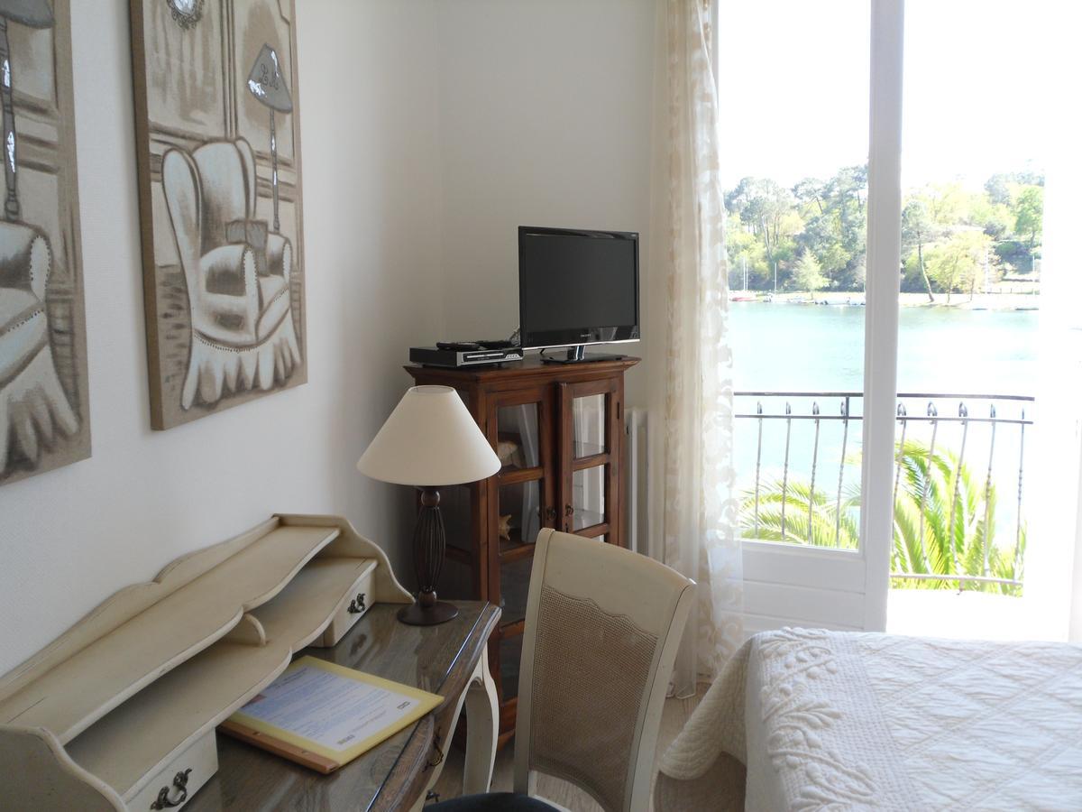 Hotel La Caravelle Logis Biscarrosse Esterno foto