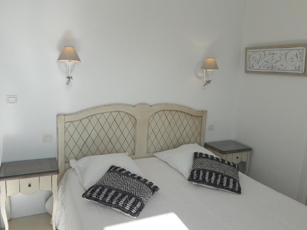 Hotel La Caravelle Logis Biscarrosse Esterno foto