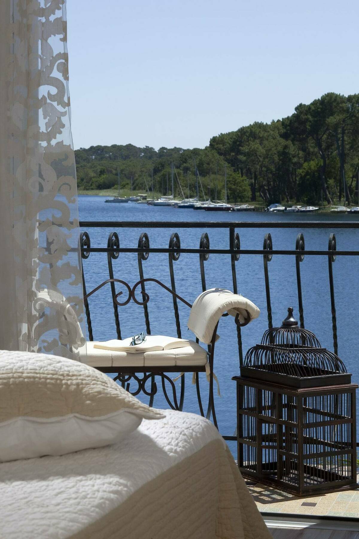 Hotel La Caravelle Logis Biscarrosse Esterno foto
