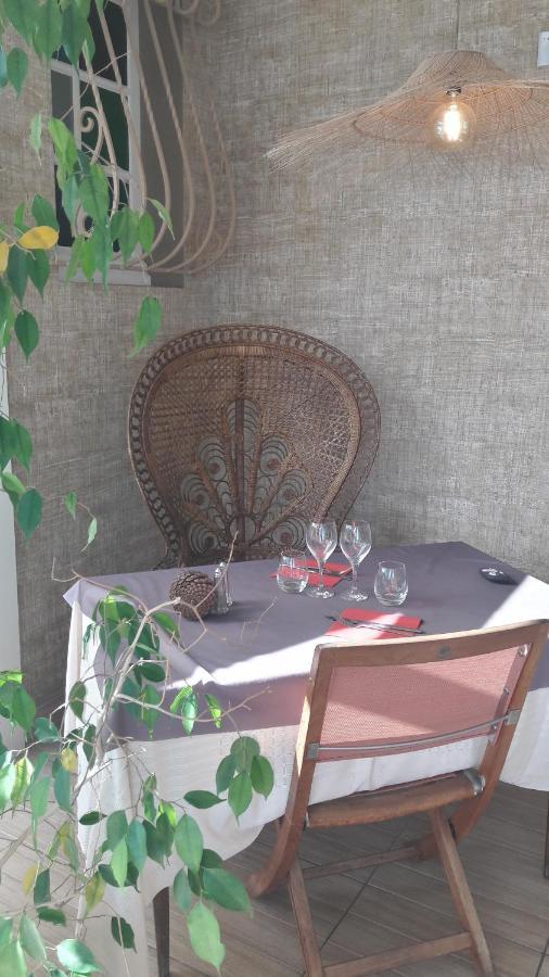 Hotel La Caravelle Logis Biscarrosse Esterno foto